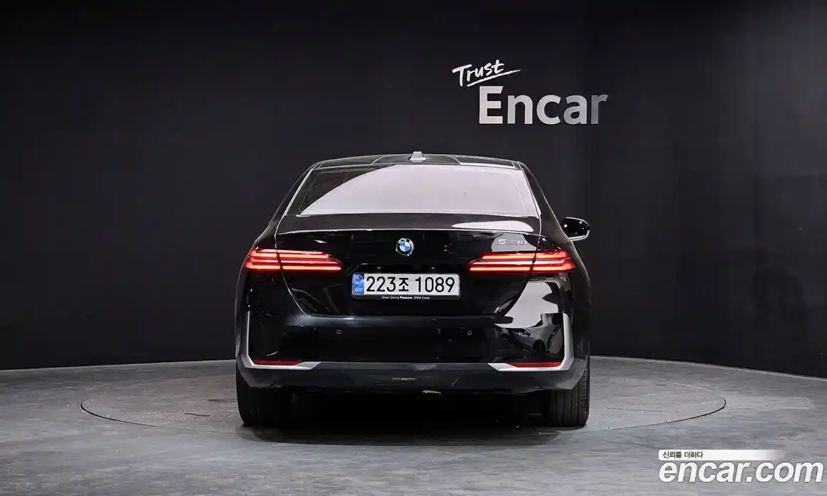 BMW 5-Series 2024 2.0 гидро в Москве № 2056547, фото 4