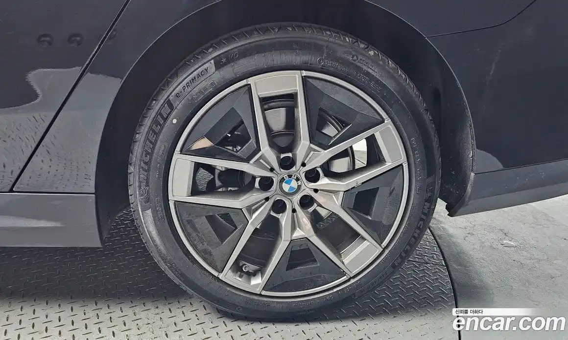 BMW 5-Series 2024 2.0 гидро в Москве № 2056547, фото 7