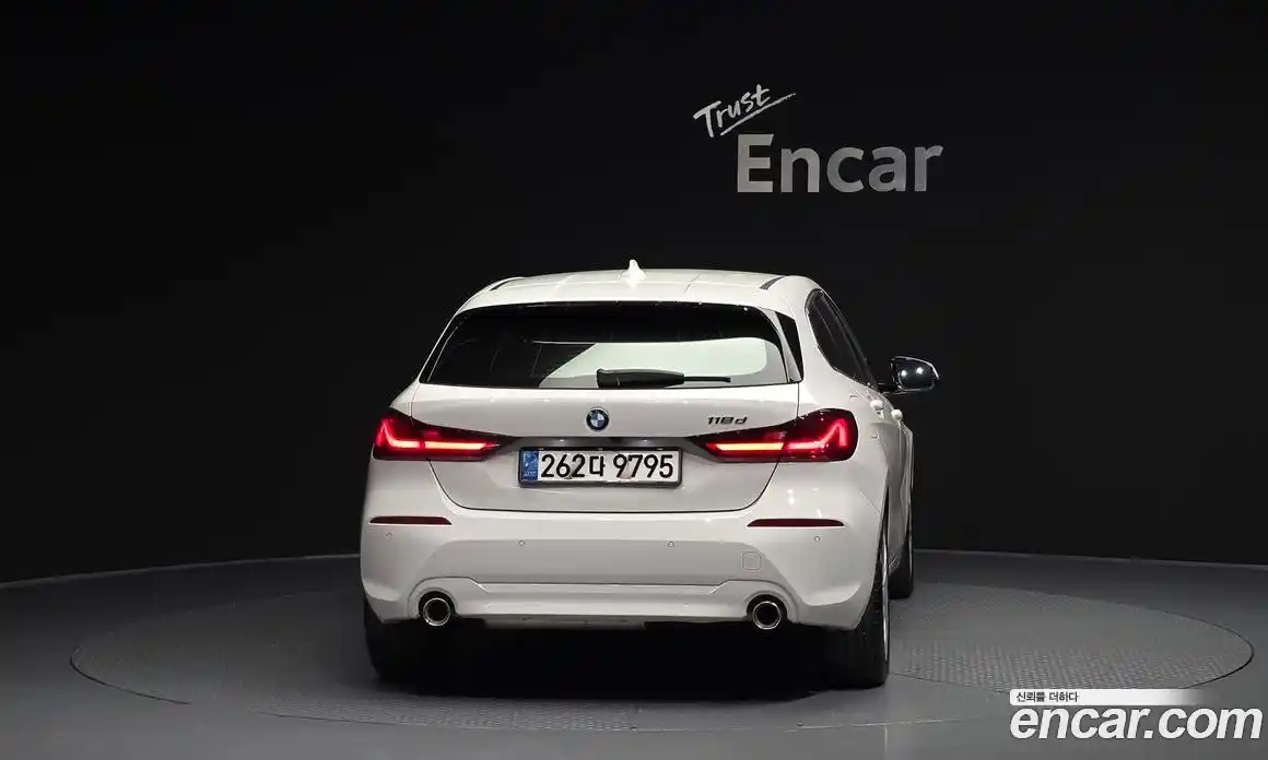 BMW 1-Series 2020 2.0 гидро в Москве № 2056552, фото 4