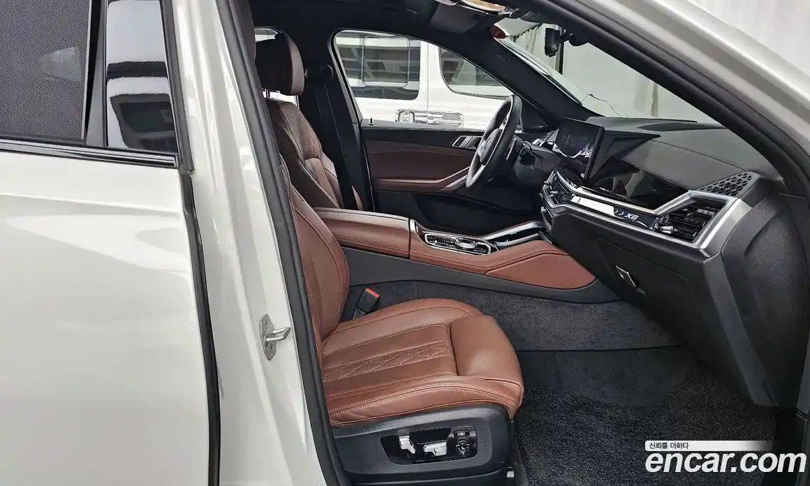 BMW X6 2024 3.0 гидро в Москве № 2056554, фото 17