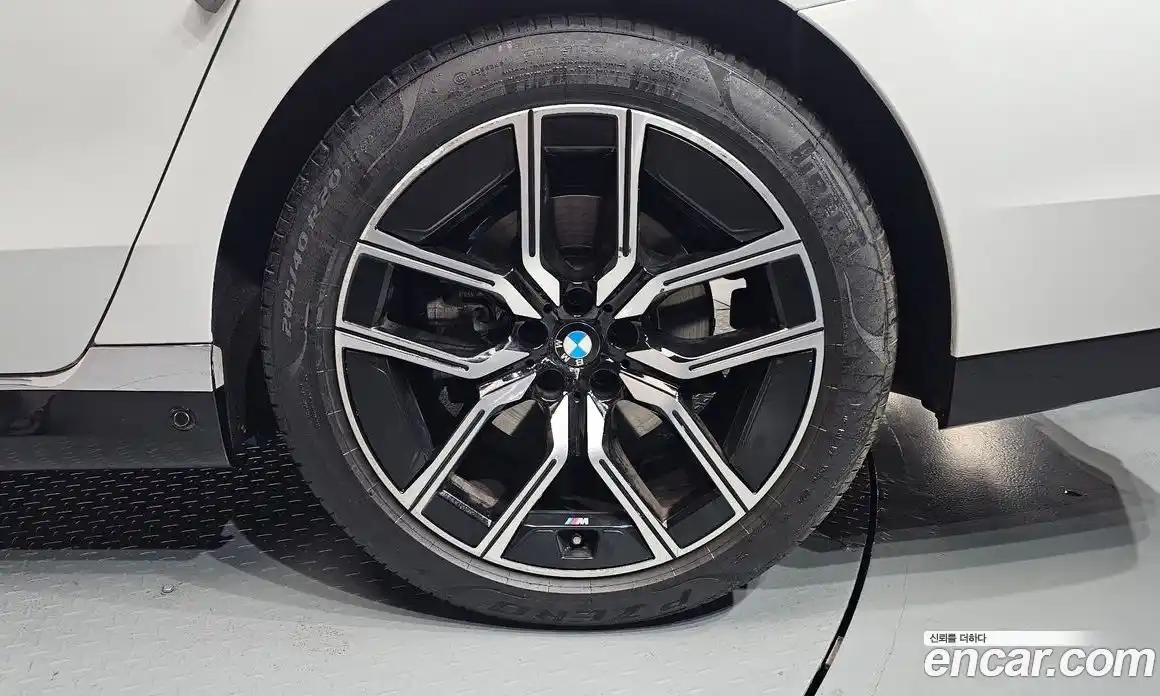 BMW 7-Series 2023 3.0 гидро в Москве № 2056579, фото 6