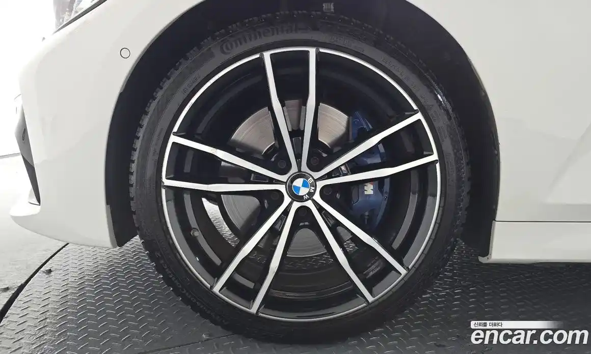 BMW 3-Series 2019 2.0 гидро в Москве № 2056767, фото 4