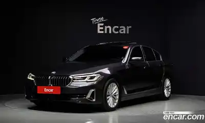 BMW 5-Series, 2023