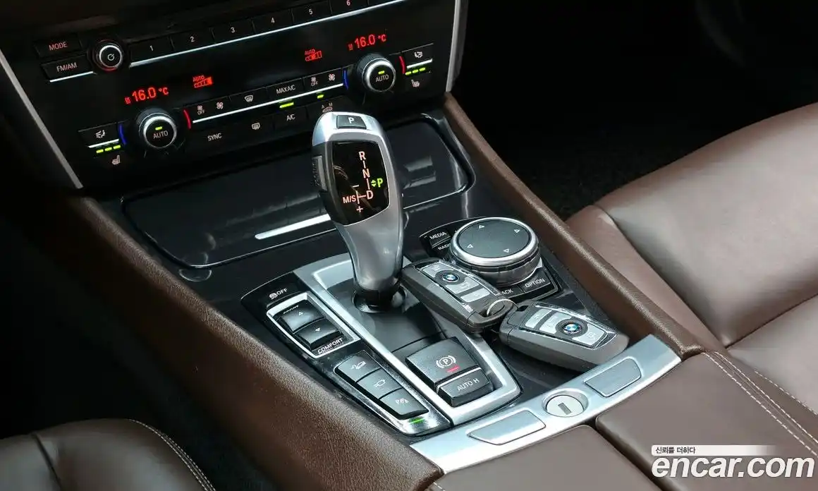 BMW 5-Series 2015 3.0 гидро в Москве № 2057119, фото 11