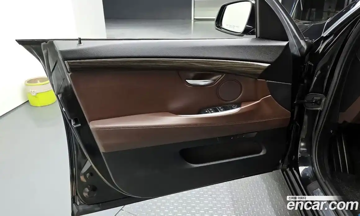 BMW 5-Series 2015 3.0 гидро в Москве № 2057119, фото 13