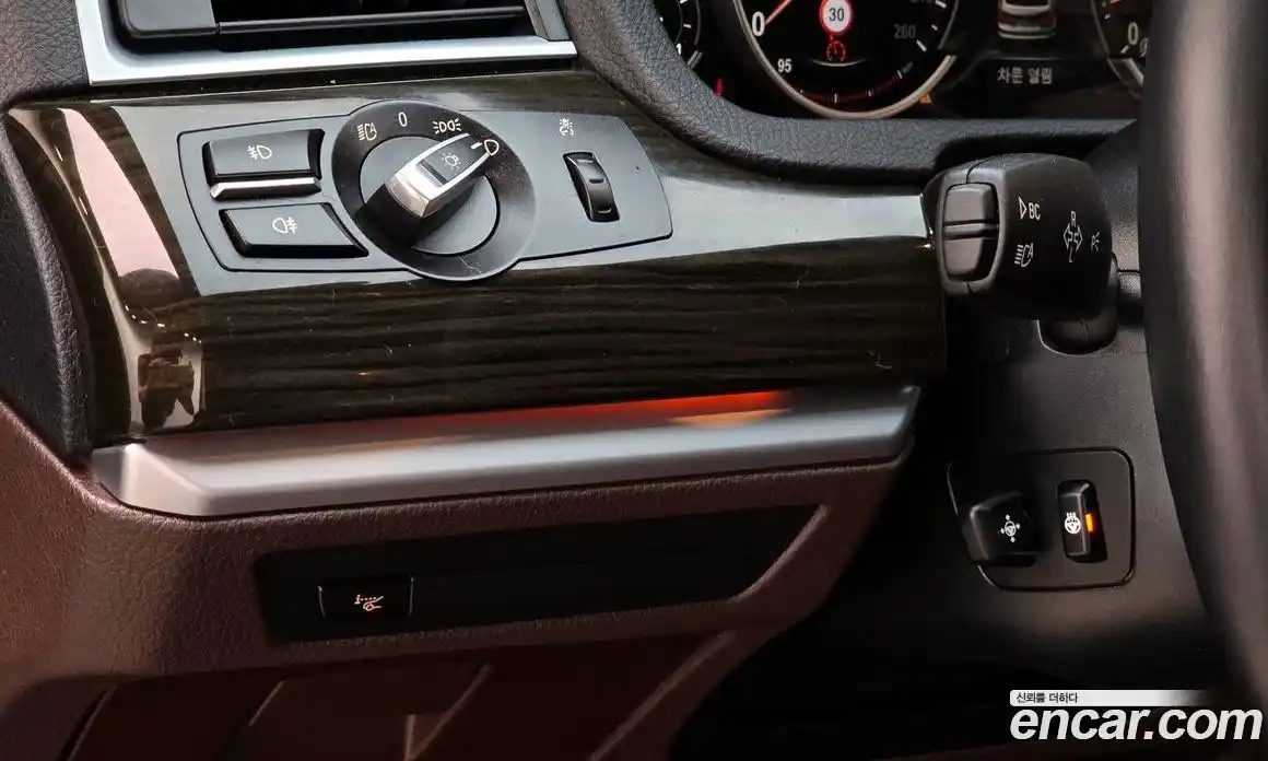 BMW 5-Series 2015 3.0 гидро в Москве № 2057119, фото 18