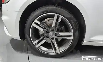 Audi A4 2019 2.0 гидро в Москве № 2057312, миниатюра 5