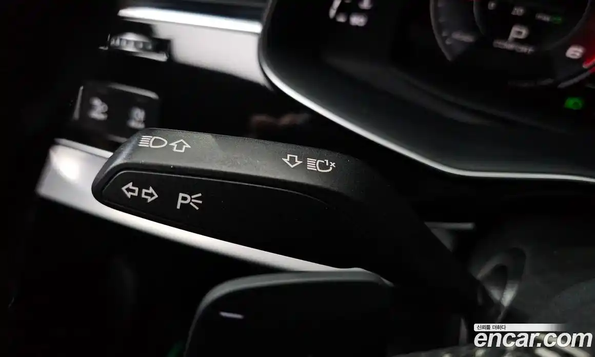 Audi Q8 2020 3.0 гидро в Москве № 2057353, фото 30