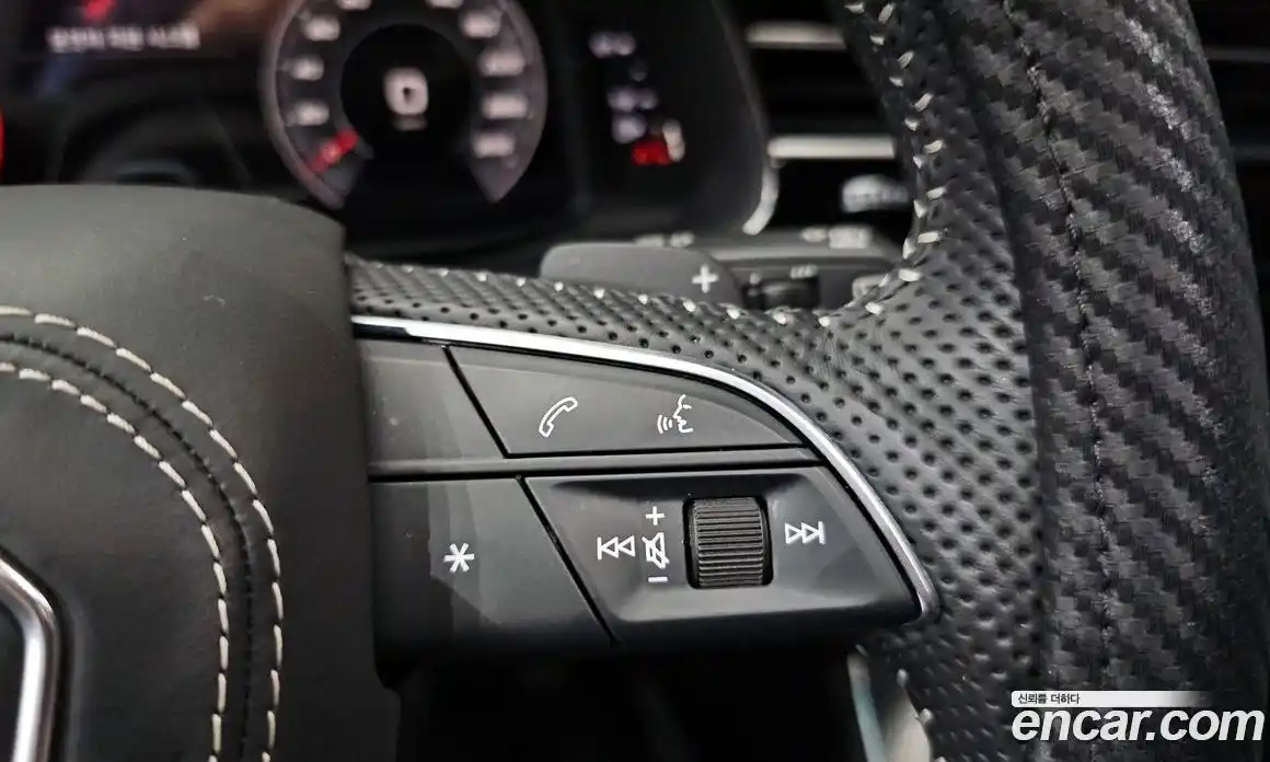 Audi Q8 2020 3.0 гидро в Москве № 2057353, фото 33