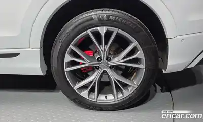 Audi Q8 2020 3.0 гидро в Москве № 2057353, миниатюра 7