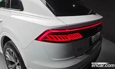 Audi Q8 2020 3.0 гидро в Москве № 2057353, миниатюра 9