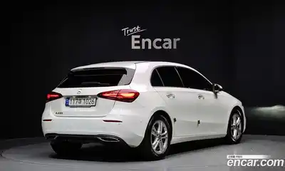 Mercedes-Benz A-Class 2023 2.0 гидро в Москве № 205790, миниатюра 2