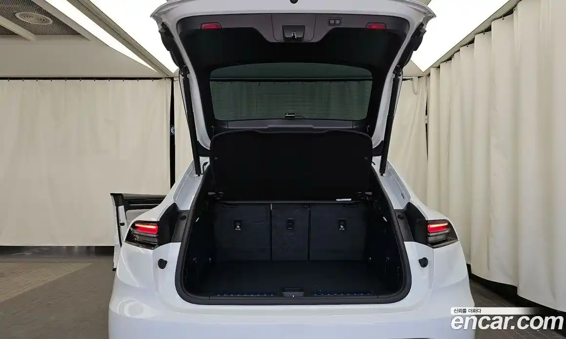 Porsche Macan 2025 0.2 гидро в Москве № 2058243, фото 26