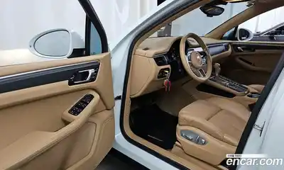 Porsche Macan 2017 2.0 гидро в Москве № 2058496, миниатюра 10