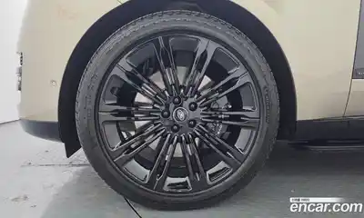 Land Rover Range-Rover 2025 4.4 гидро в Москве № 2058720, миниатюра 9