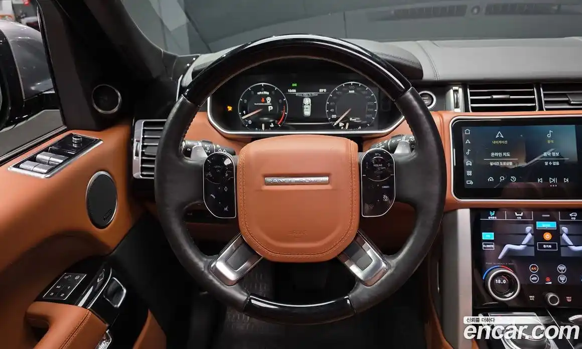 Land Rover Range-Rover 2015 5.0 гидро в Москве № 2058973, фото 13