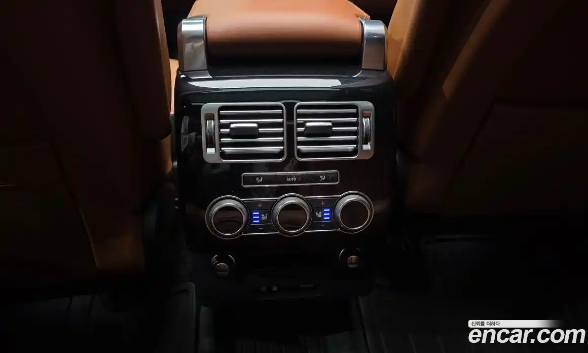 Land Rover Range-Rover 2015 5.0 гидро в Москве № 2058973, фото 18