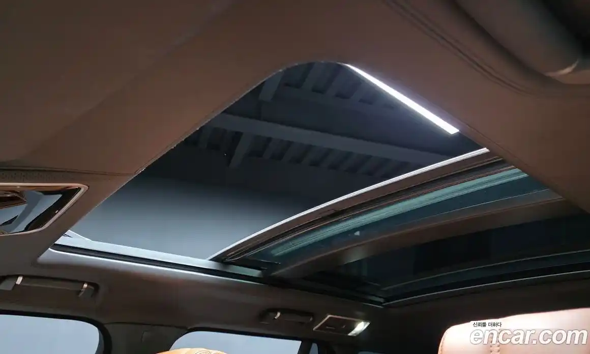 Land Rover Range-Rover 2015 5.0 гидро в Москве № 2058973, фото 19