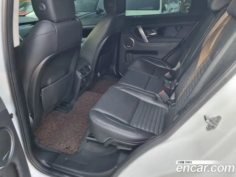 Land Rover Discovery Sport 2020 2.0 гидро в Москве № 2059102, фото 11