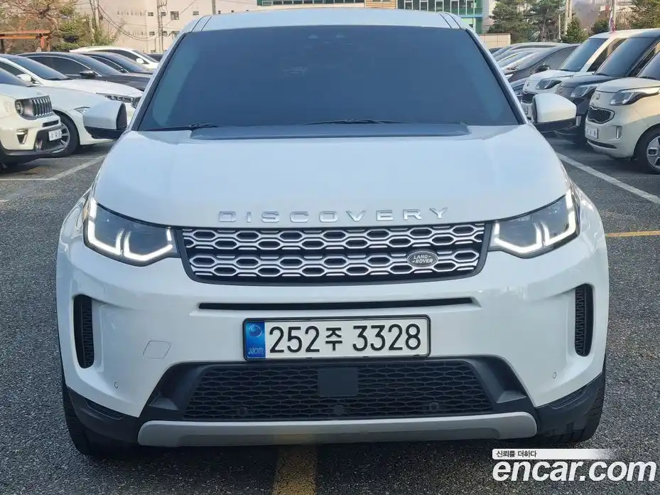 Land Rover Discovery Sport 2020 2.0 гидро в Москве № 2059102, фото 3