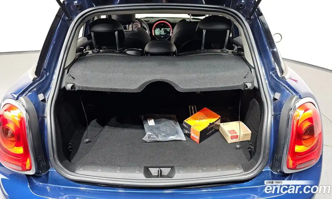 Mini Cooper 2015 1.5 гидро в Москве № 2059533, фото 16
