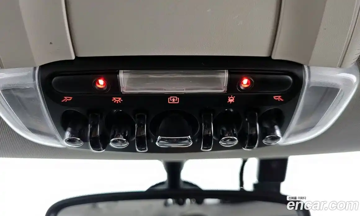 Mini Cooper 2015 1.5 гидро в Москве № 2059533, фото 17