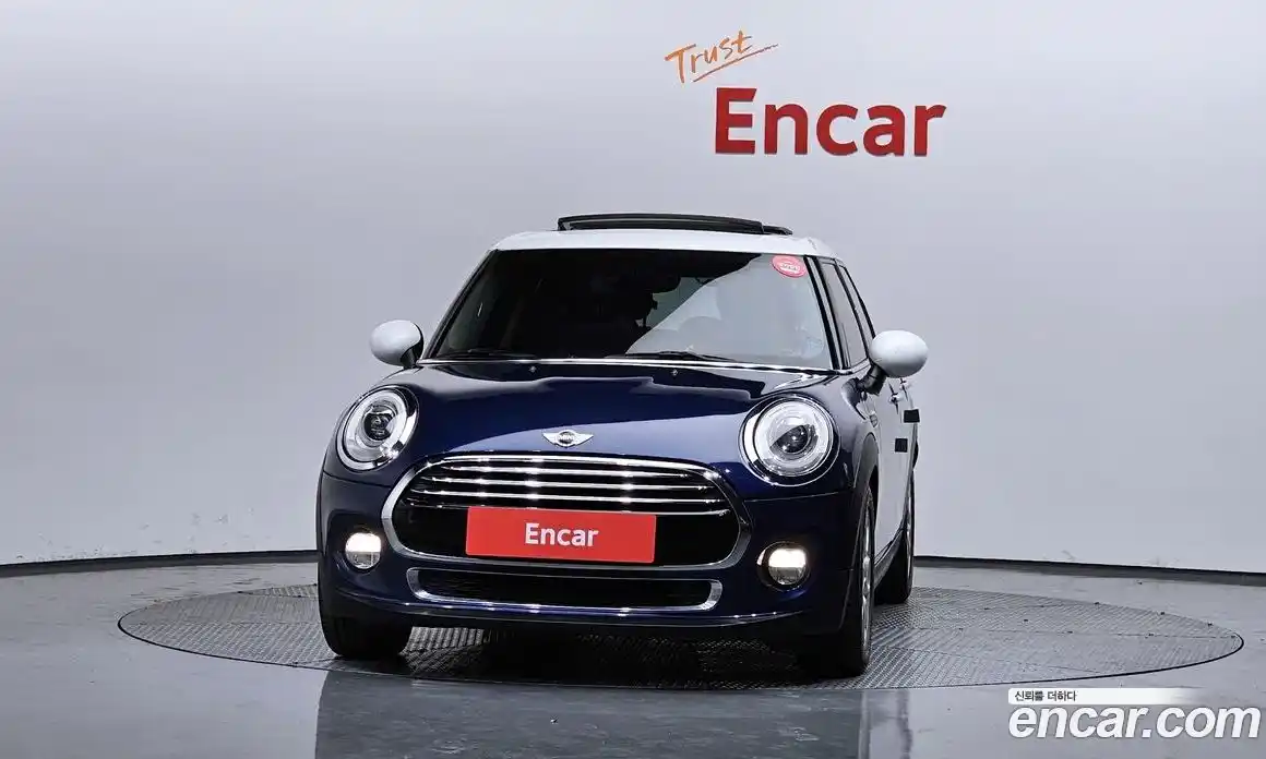 Mini Cooper 2015 1.5 гидро в Москве № 2059533, фото 3