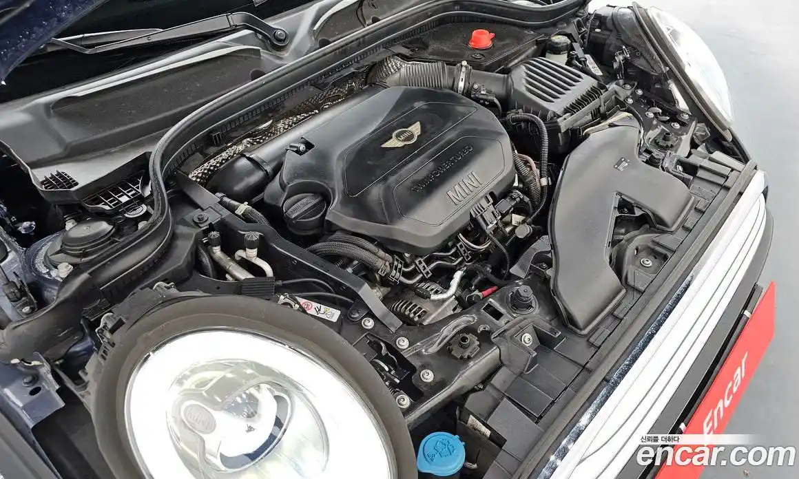 Mini Cooper 2015 1.5 гидро в Москве № 2059533, фото 6
