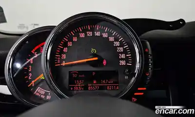 Mini Cooper 2015 1.5 гидро в Москве № 2059533, миниатюра 8