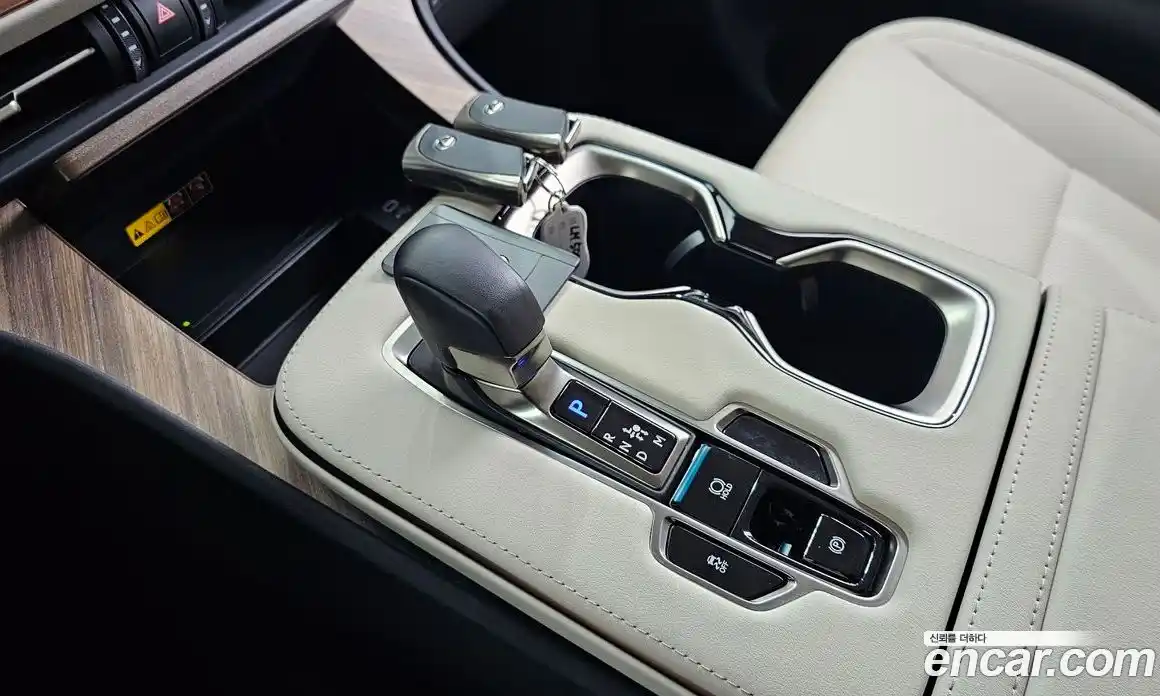 Lexus LM 2025 2.4 гидро в Москве № 2060038, фото 9