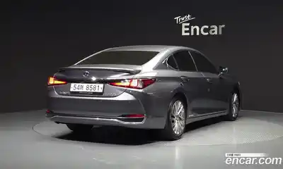 Lexus ES 2018 2.5 гидро в Москве № 2060143, миниатюра 2