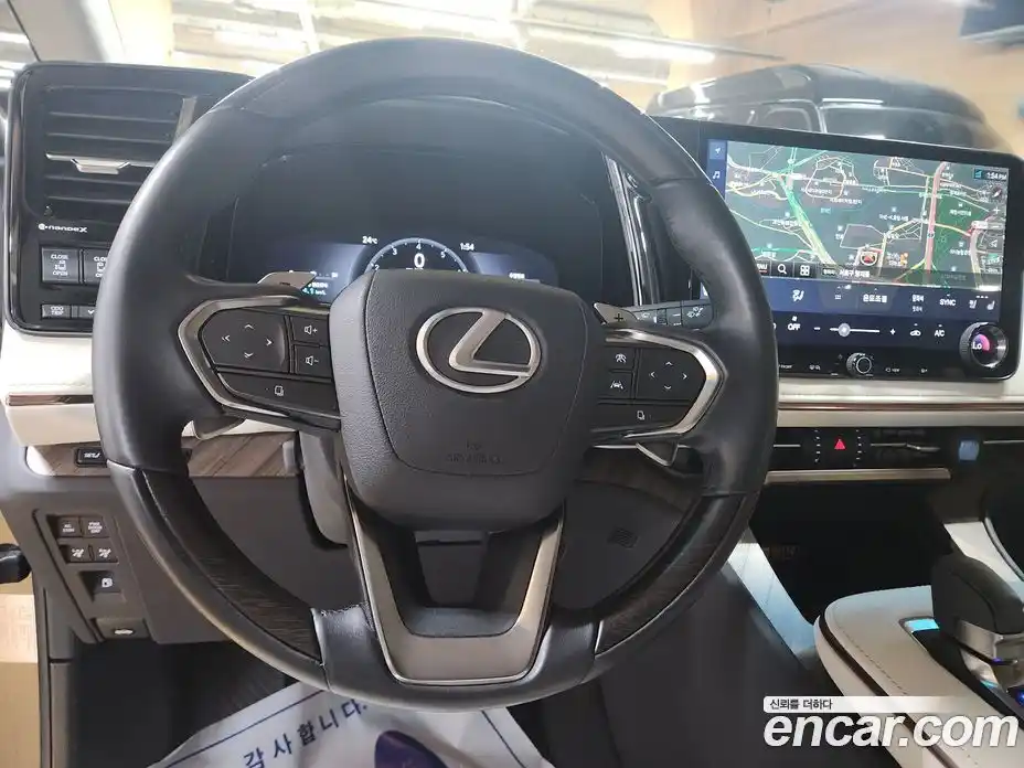 Lexus LM 2024 2.4 гидро в Москве № 2060177, фото 11
