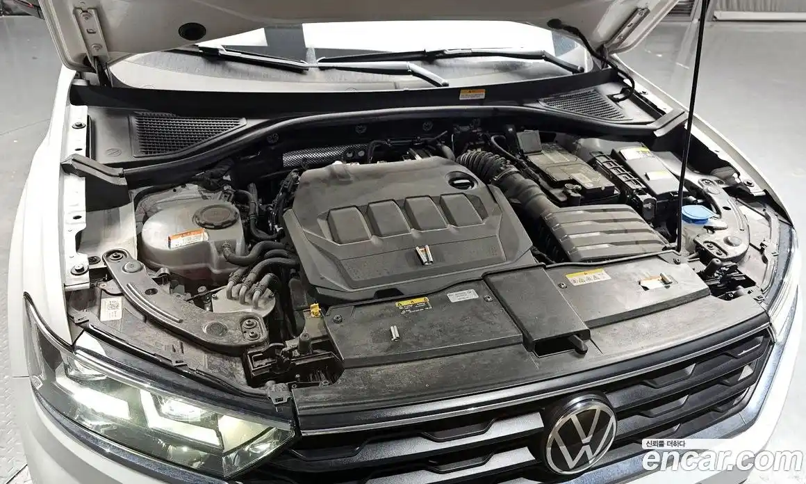 Volkswagen T-Roc 2022 2.0 гидро в Москве № 2060307, фото 6