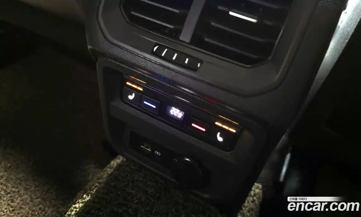Volkswagen Tiguan 2020 2.0 гидро в Москве № 2060312, фото 25