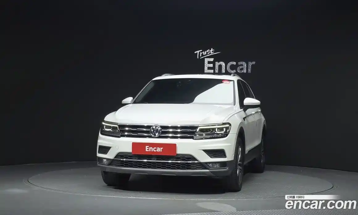 Volkswagen Tiguan 2020 2.0 гидро в Москве № 2060312, фото 3