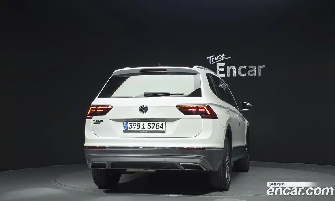 Volkswagen Tiguan 2020 2.0 гидро в Москве № 2060312, фото 4