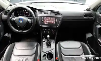 Volkswagen Tiguan 2020 2.0 гидро в Москве № 2060312, миниатюра 10