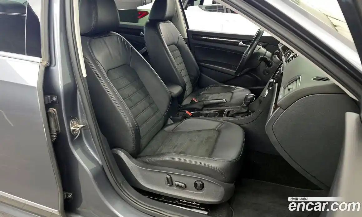 Volkswagen Passat 2015 2.0 гидро в Москве № 2060376, фото 11