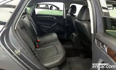 Volkswagen Passat 2015 2.0 гидро в Москве № 2060376, миниатюра 12
