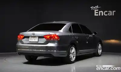 Volkswagen Passat 2015 2.0 гидро в Москве № 2060376, миниатюра 2