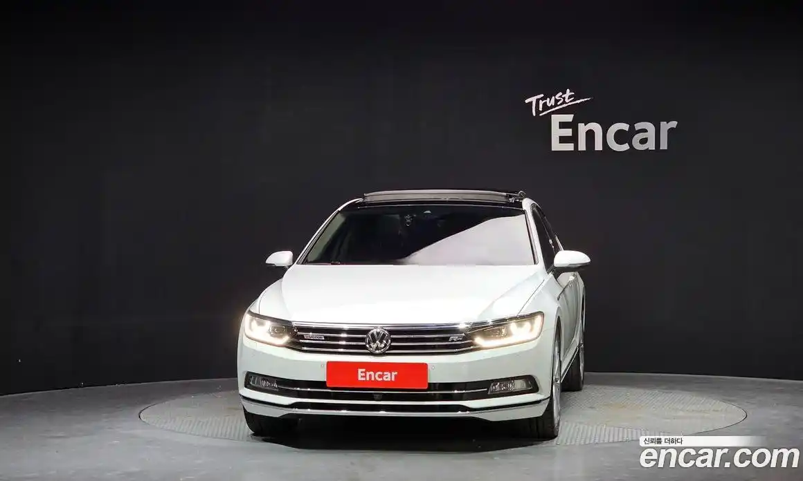 Volkswagen Passat 2018 2.0 гидро в Москве № 2060489, фото 3