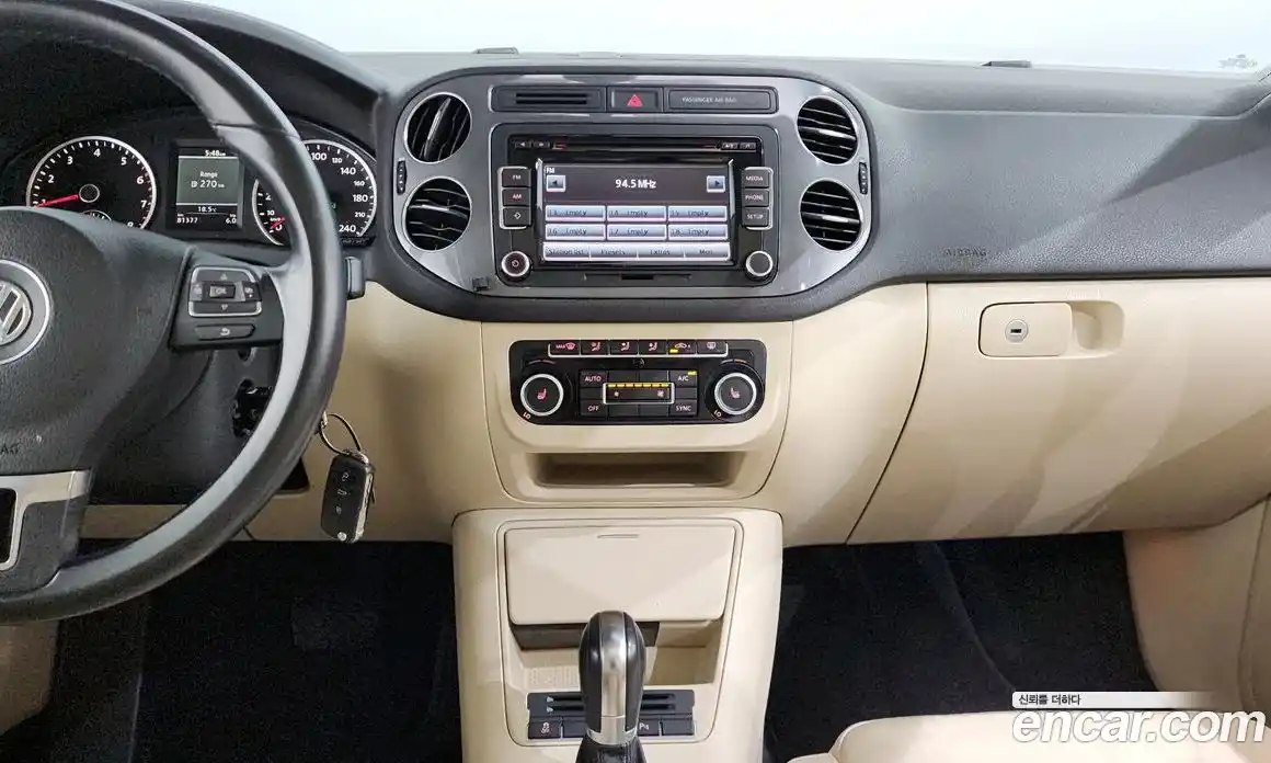 Volkswagen Tiguan 2014 2.0 гидро в Москве № 2060548, фото 14