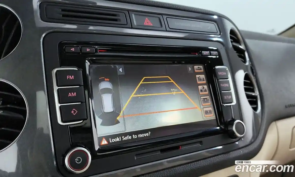 Volkswagen Tiguan 2014 2.0 гидро в Москве № 2060548, фото 15