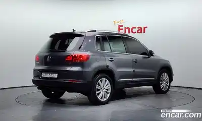 Volkswagen Tiguan 2014 2.0 гидро в Москве № 2060548, миниатюра 2