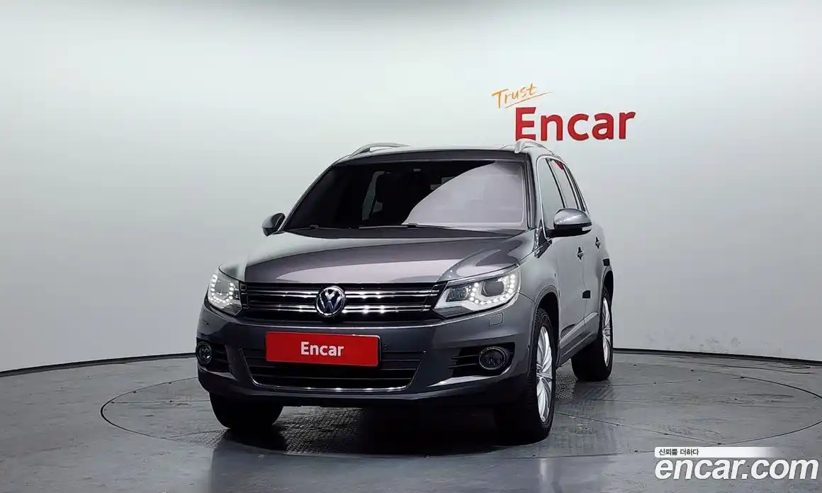 Volkswagen Tiguan 2014 2.0 гидро в Москве № 2060548, фото 3