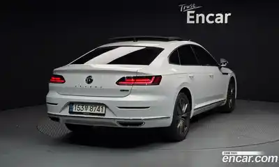 Volkswagen Arteon 2020 2.0 гидро в Москве № 2060904, миниатюра 2