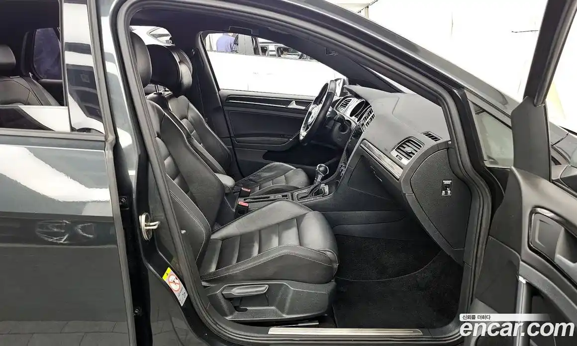 Volkswagen Golf 2015 2.0 гидро в Москве № 2061022, фото 11