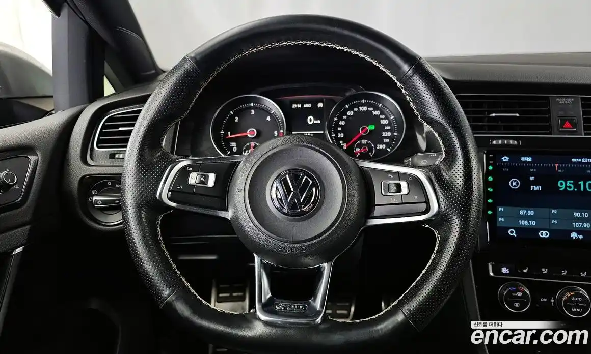 Volkswagen Golf 2015 2.0 гидро в Москве № 2061022, фото 13