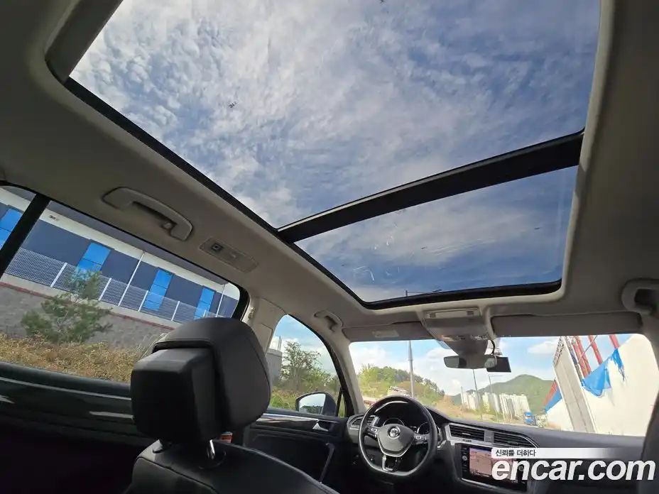 Volkswagen Tiguan 2018 2.0 гидро в Москве № 2061091, фото 8