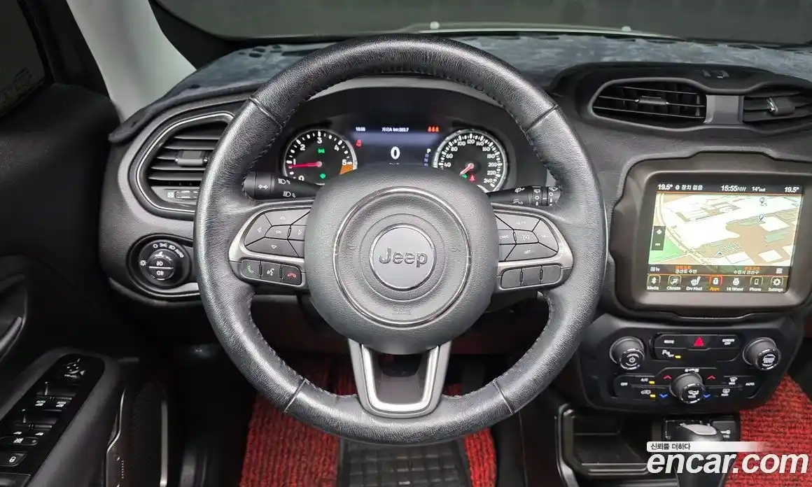 Jeep Renegade 2020 1.6 гидро в Москве № 2061258, фото 19